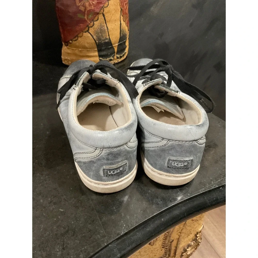 UGG Australia Womens Leather Low Top Sneakers Distressed Blue Grey Size 8